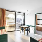 Rosanna Hotel