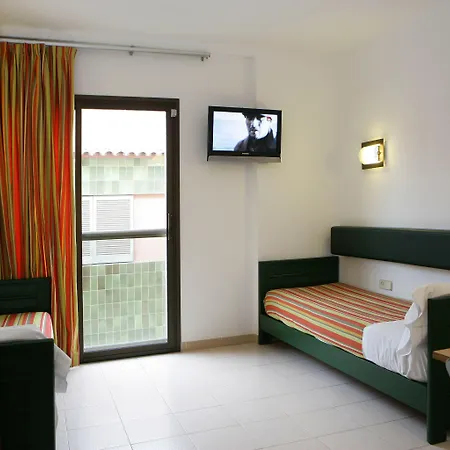 Rosanna Hotel 3*