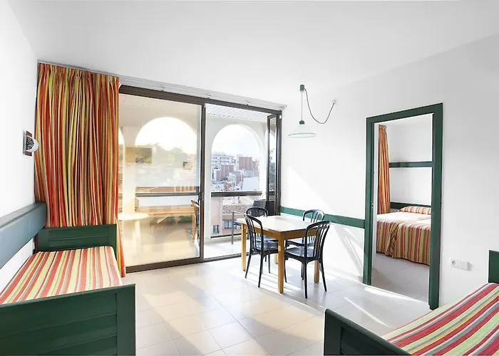 Rosanna Hotel